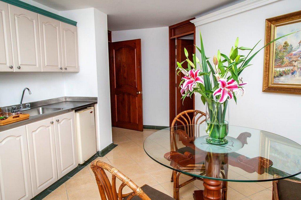 Hotel Casa Laureles Medellín Buitenkant foto