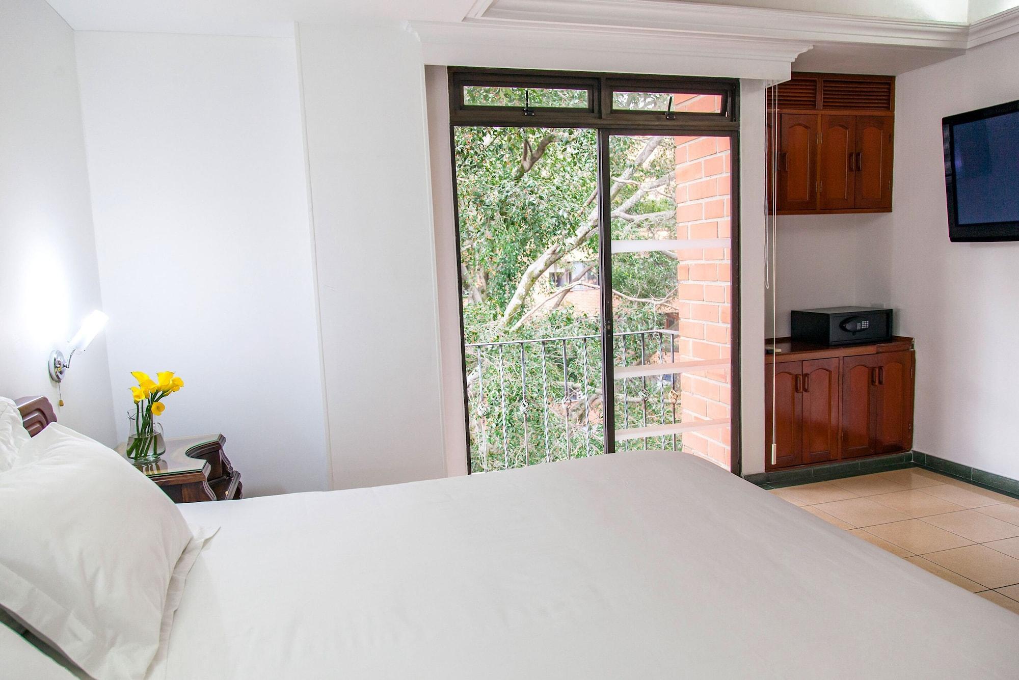 Hotel Casa Laureles Medellín Buitenkant foto
