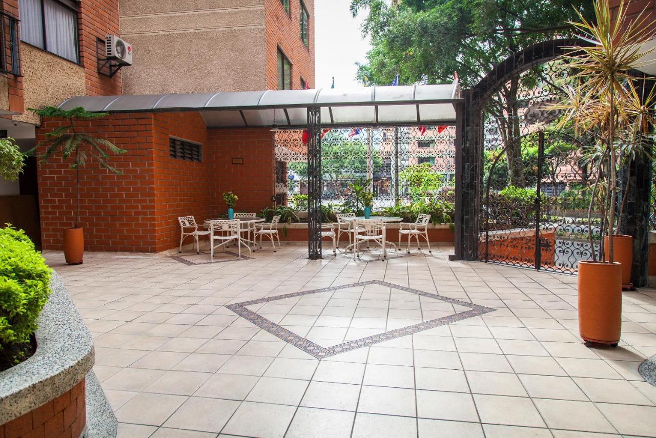 Hotel Casa Laureles Medellín Buitenkant foto