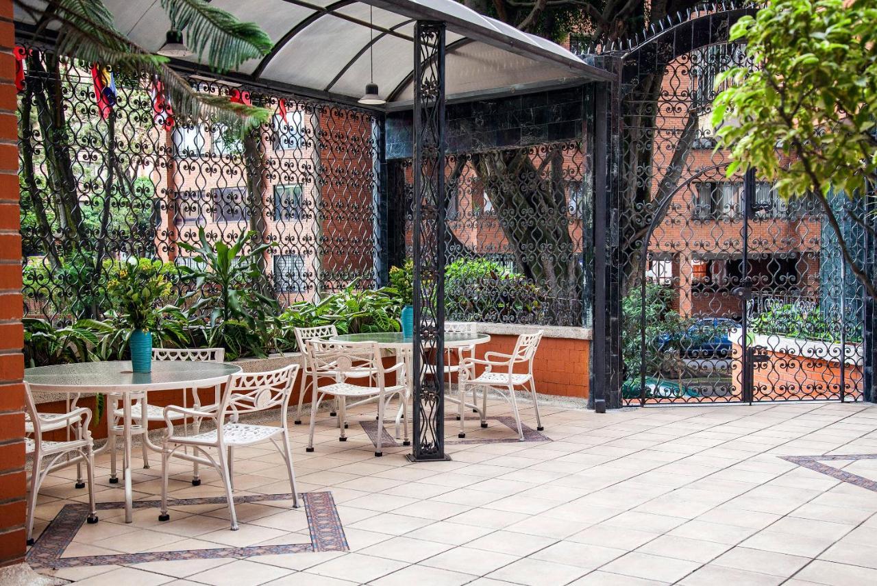 Hotel Casa Laureles Medellín Buitenkant foto